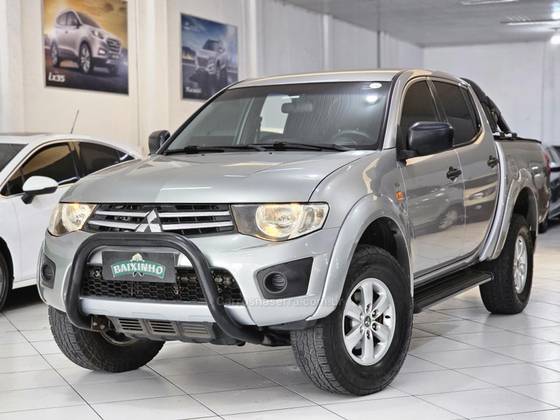 MITSUBISHI L200 TRITON 2.4 HLS 4X2 CD 16V FLEX 4P MANUAL